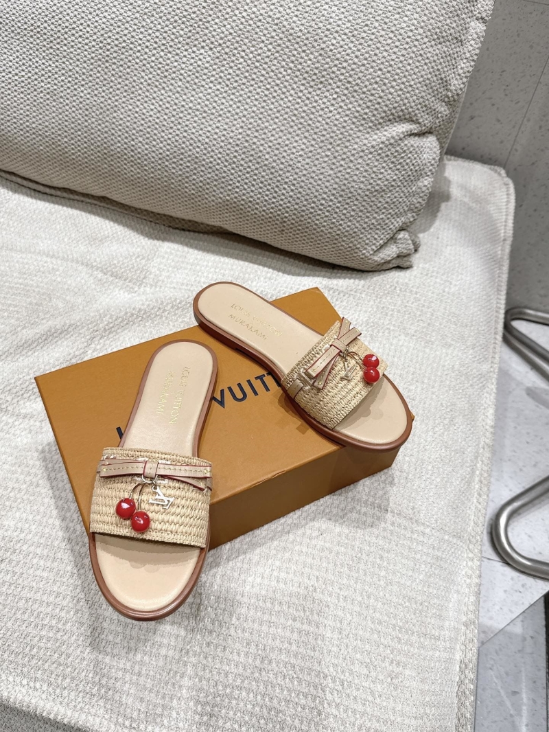 l0vis Vvtt0n slippers